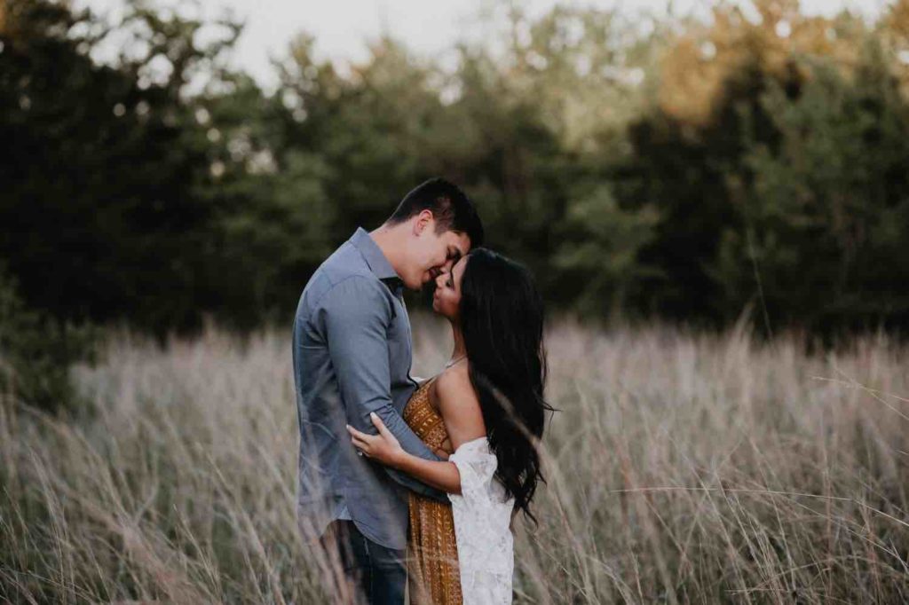lake lavon engagement session dallas texas moth and moonlite photography