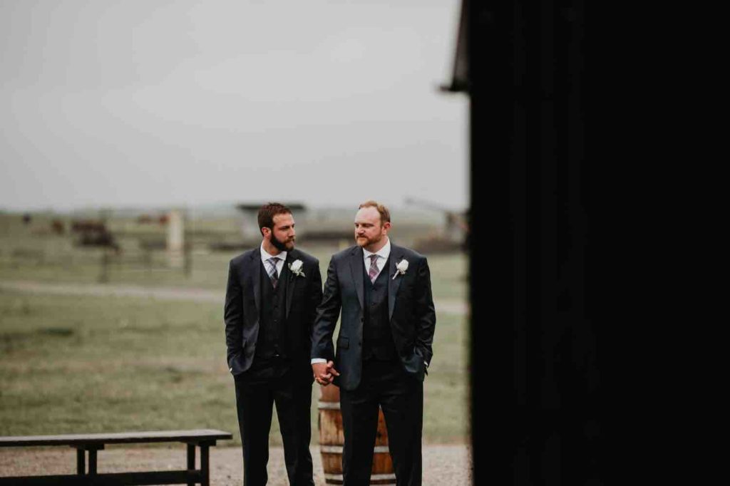 rustic wedding at summerfield at tate farms